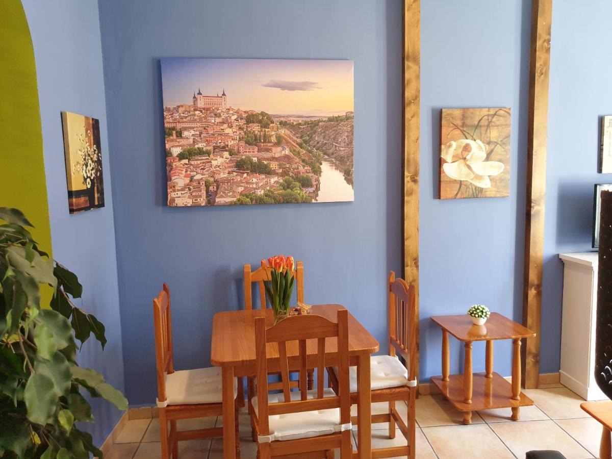 Apartamentos Dana Мадрид Екстериор снимка