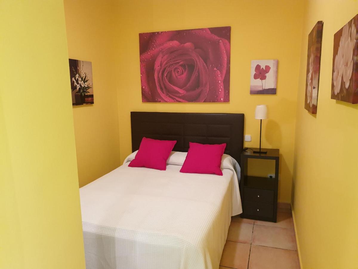 Apartamentos Dana Мадрид Екстериор снимка